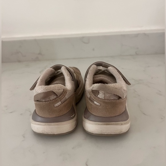 Zara Baby Leather Sneakers - Picture 4 of 10